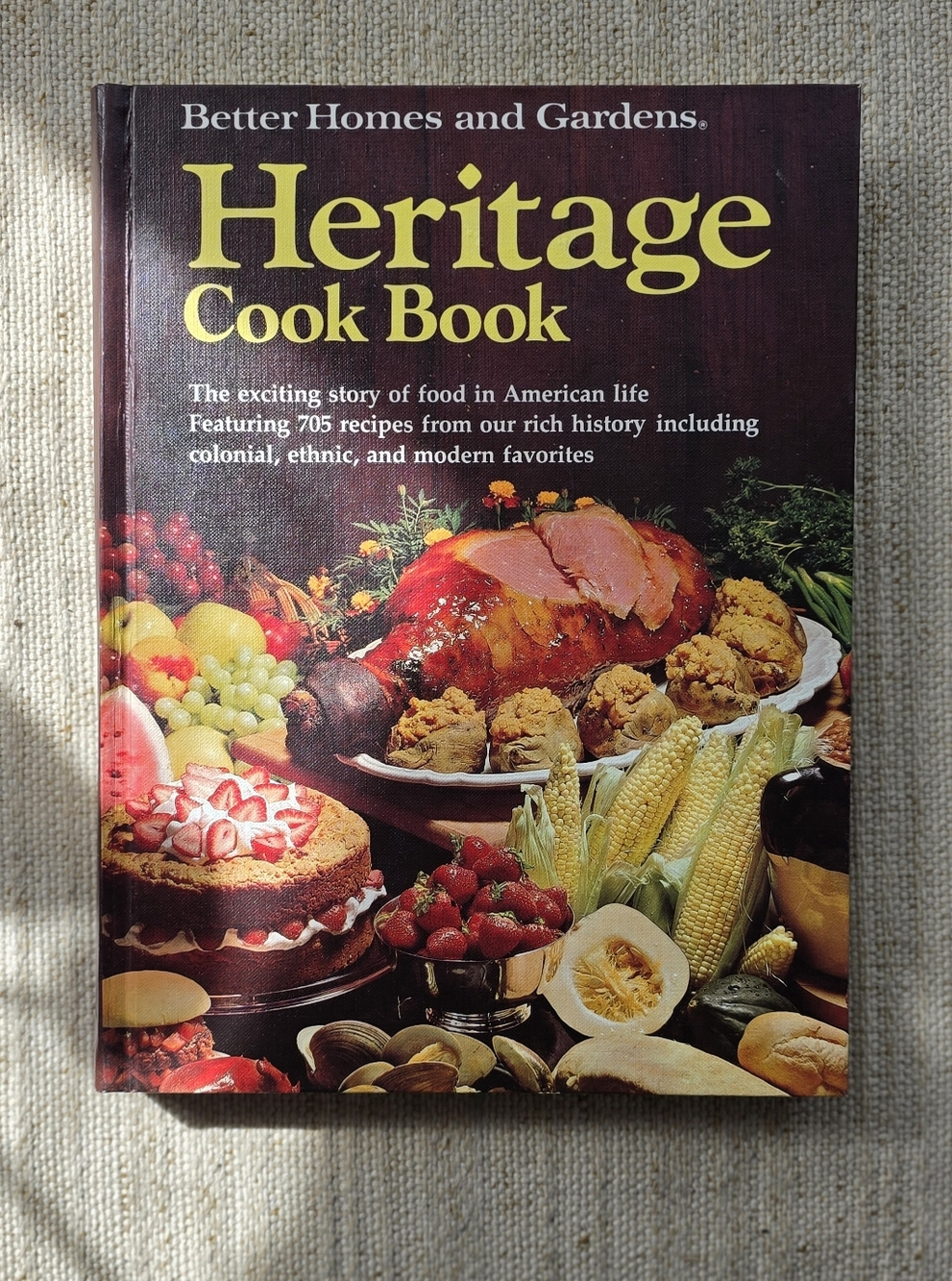 Heritage Cook Book by‎ Better Homes and Gardens - Burgundy Cover - Picture 7 of 10